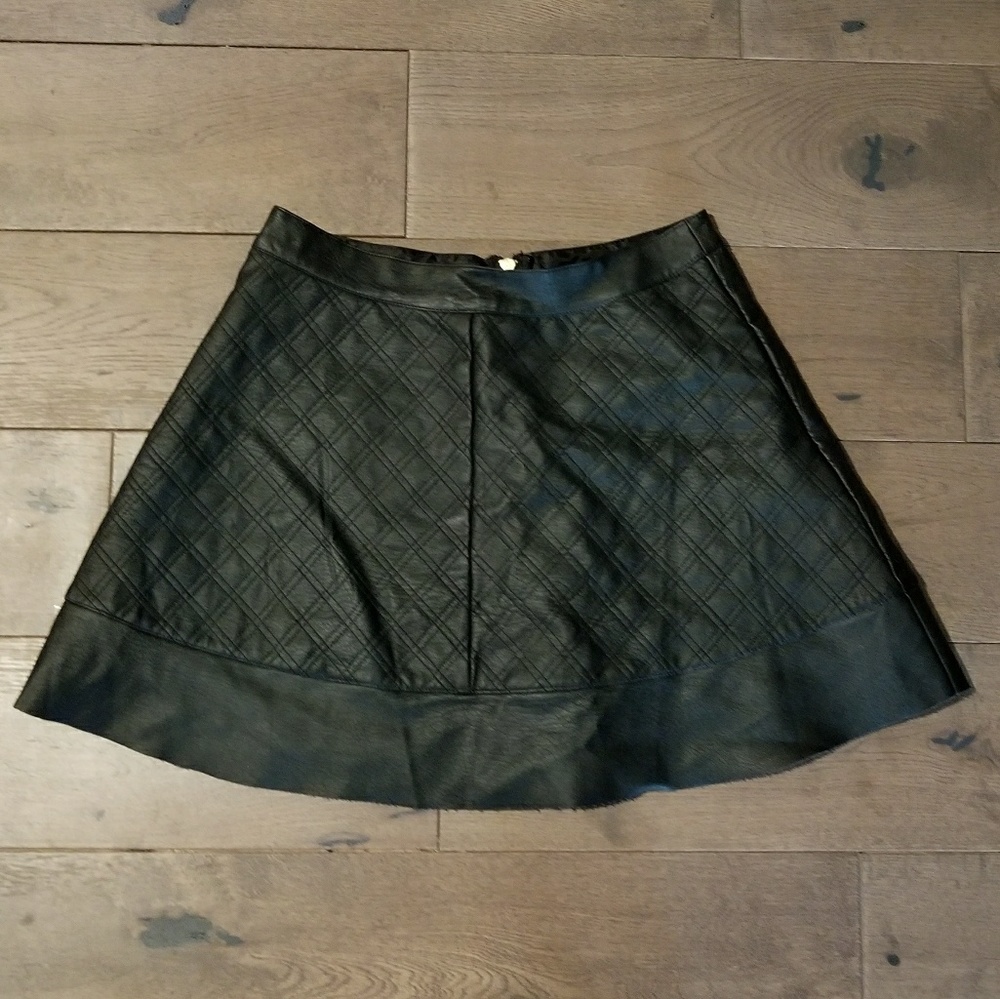 'Minus' the leather Socialite Skirt